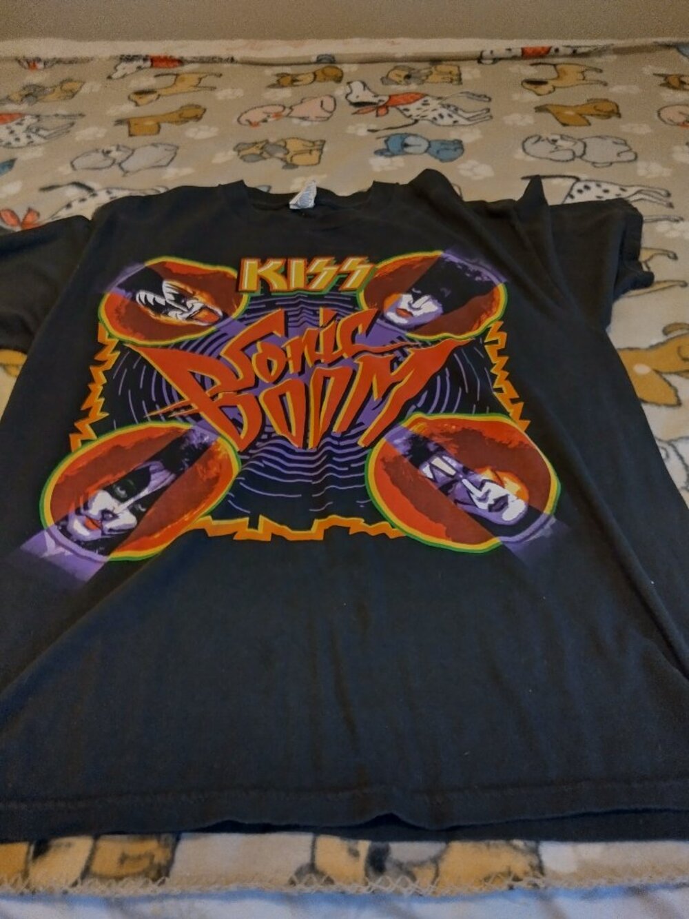 HOLY COW VINTAGE SORT AFTER COLLECTABLE KISS SHIRT